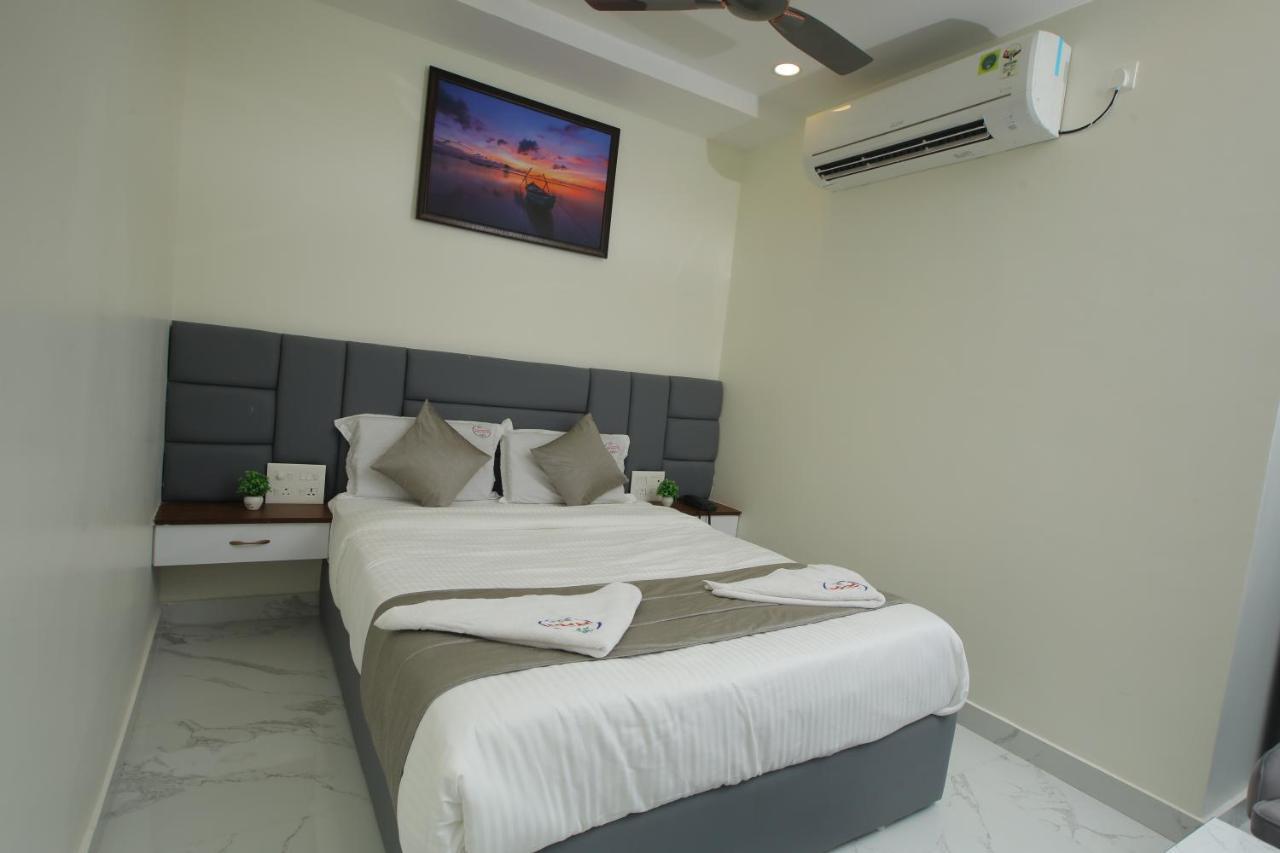 Khammam Radha Rani Residency酒店 外观 照片
