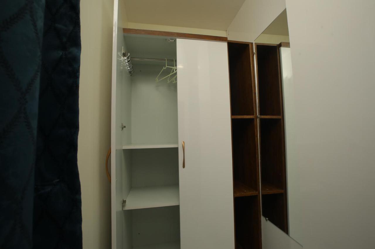 Khammam Radha Rani Residency酒店 外观 照片